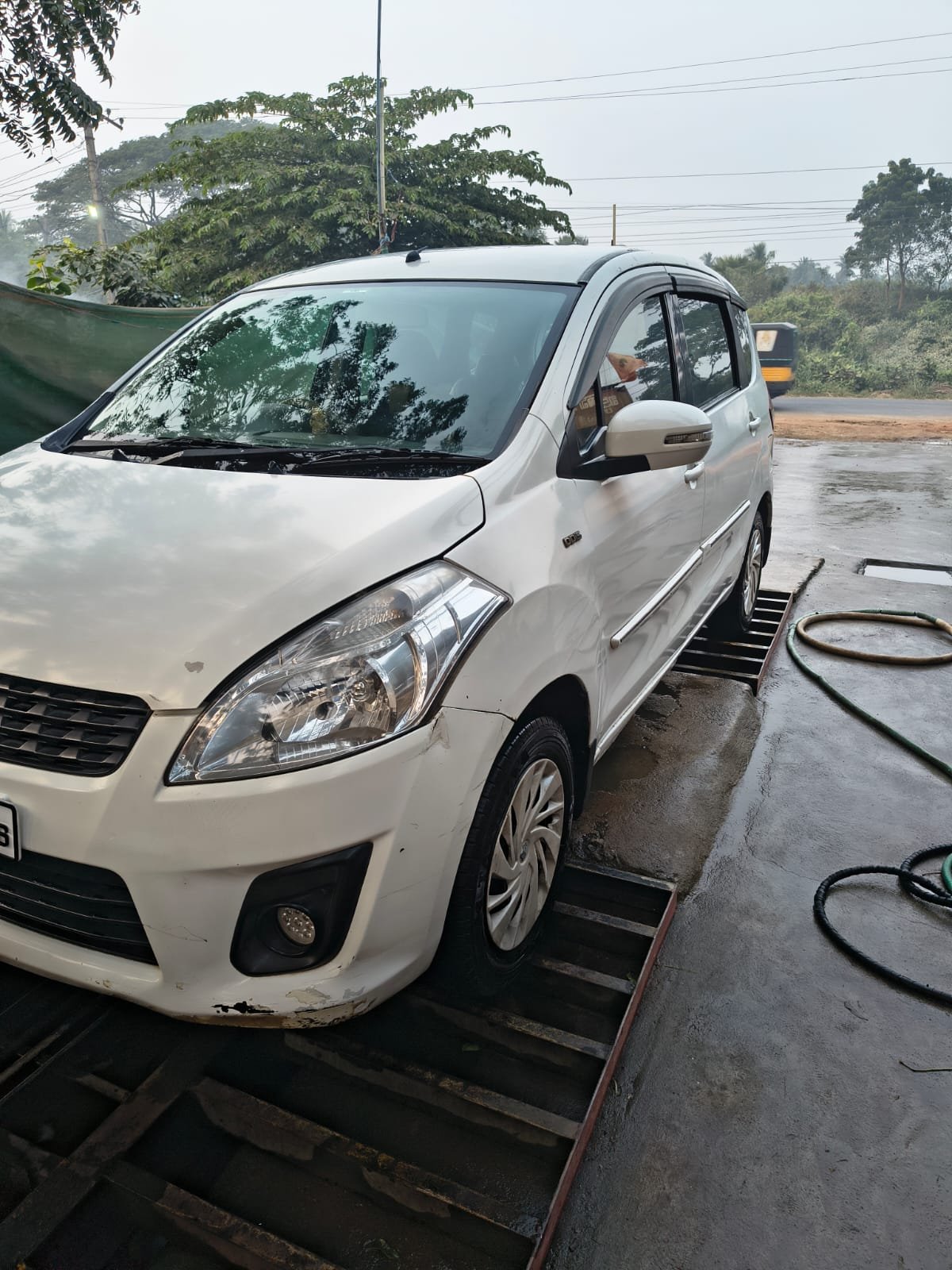 Ertiga Front Wash